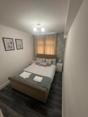 Ewhurst modern London